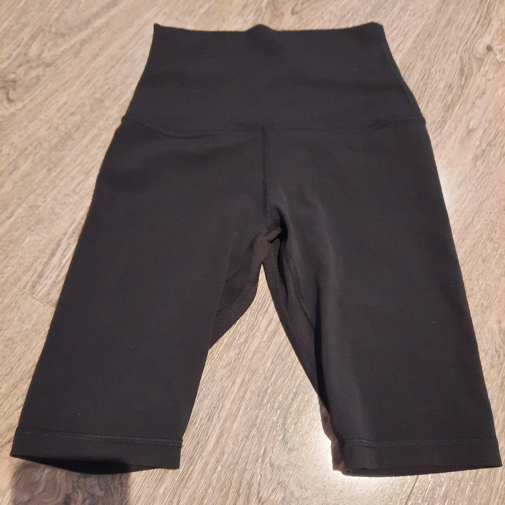 Align shorts